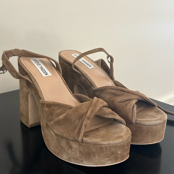 Steve Madden Shoes - Steve Madden Tan Suede Platform Heels